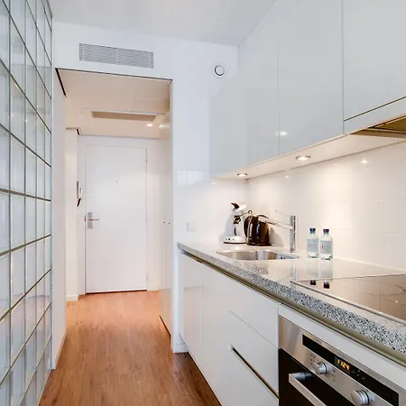 Htel Serviced Apartmán