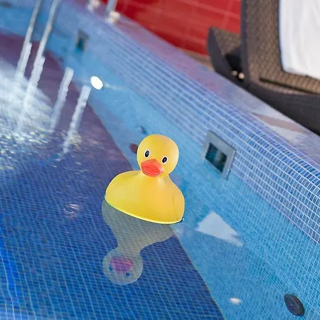 Htel Serviced Apartmán Amstelveen