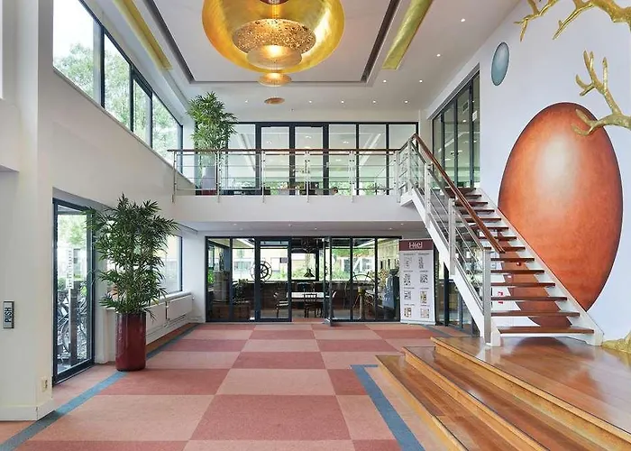 Htel Serviced * אמסטלבין