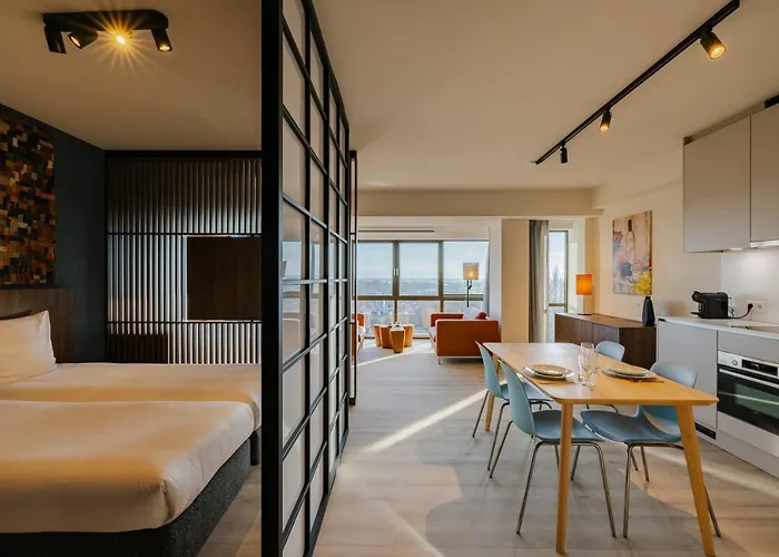 דירה Htel Serviced אמסטלבין