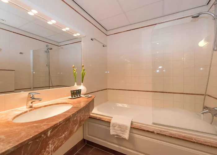 Htel Serviced דירה