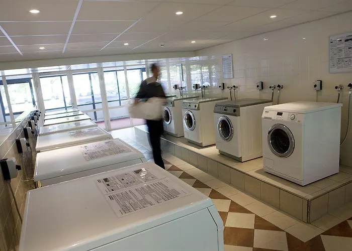 Htel Serviced * אמסטלבין